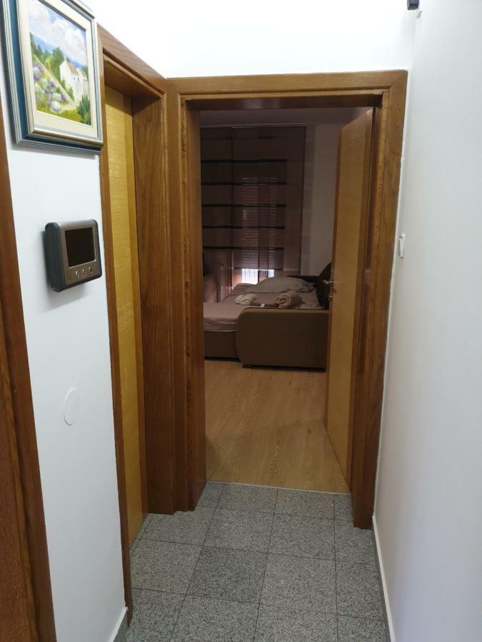 Apartman Max 2 Biskupec Zelinski ภายนอก รูปภาพ