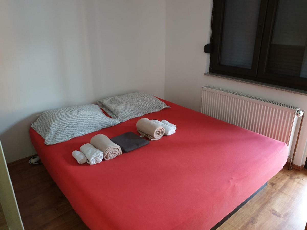 Apartman Max 2 Biskupec Zelinski ภายนอก รูปภาพ
