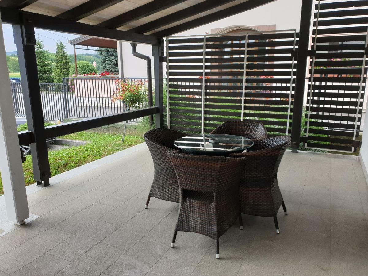 Apartman Max 2 Biskupec Zelinski ภายนอก รูปภาพ
